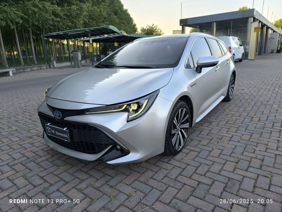 Toyota Corolla 1.8 HYBRID 2021