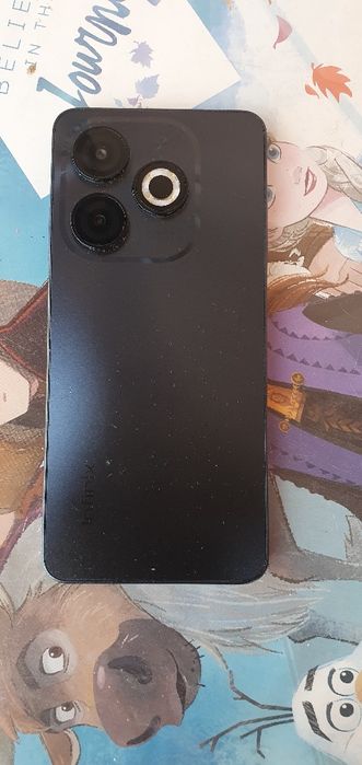 Vand telefon infinix