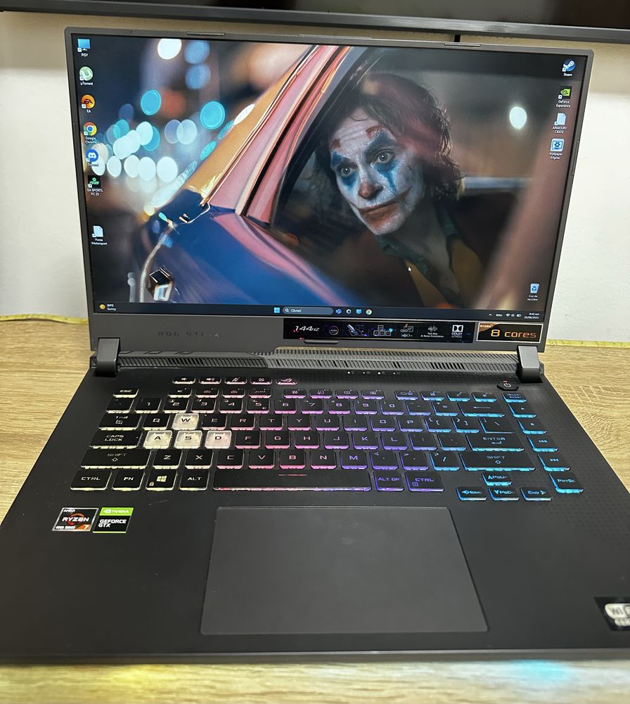 Laptop Asus rog strix