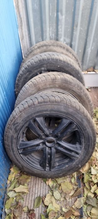 комплект резины с дисками