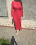 Rochii midi și elegante