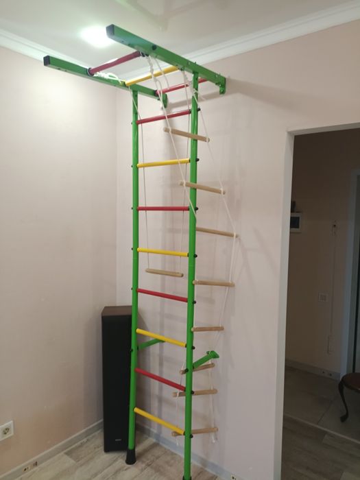 Продам шведскую стенку