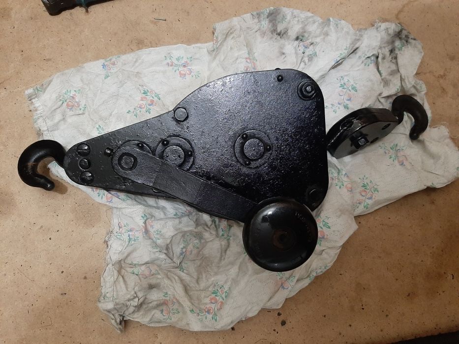 Лебёдка бу. Грузоподёмность 250 кг.