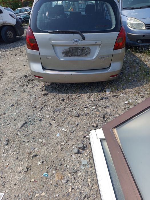 Toyota Corola Verso Дизел 2.0д