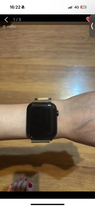 Продам срочно часы apple