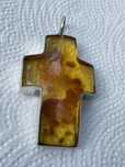 Cruce de chihlimbar veche