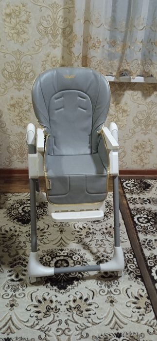 Продам стульчик для кормления