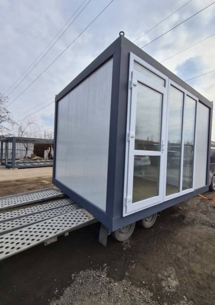 Container modular