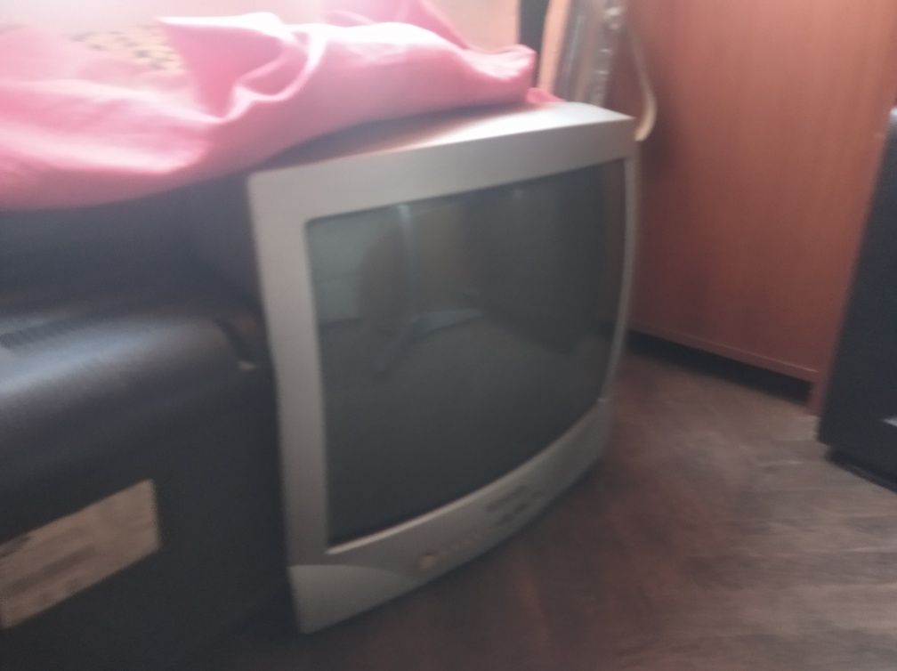 Televizoare model mai vechi