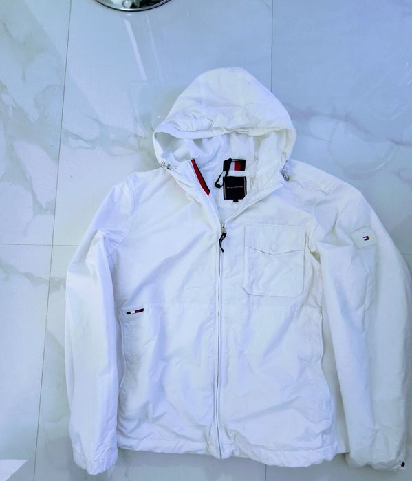 Geacă Tommy Hilfiger subțire 3XL nu Adidas Nike Gucci