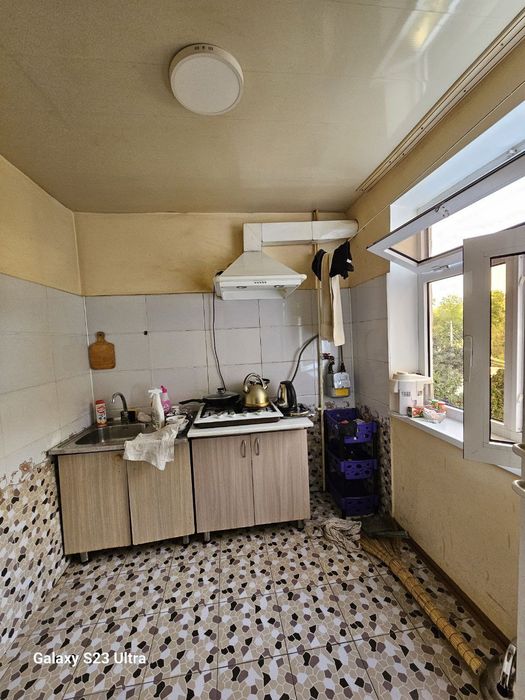 Продается 3 комнатная квартира