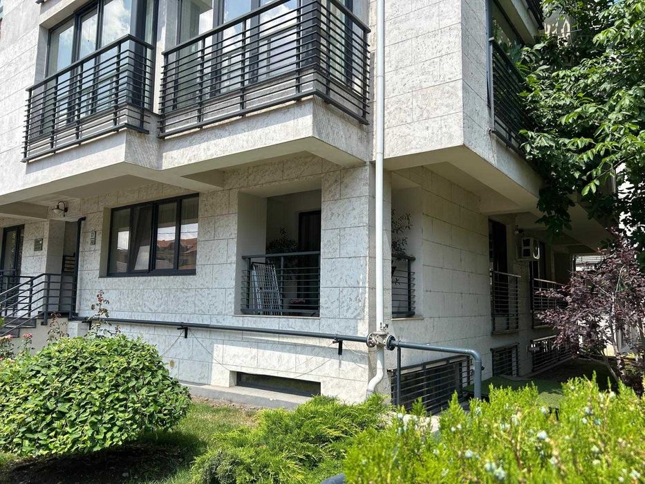 inchiriez apart cu 2 camere