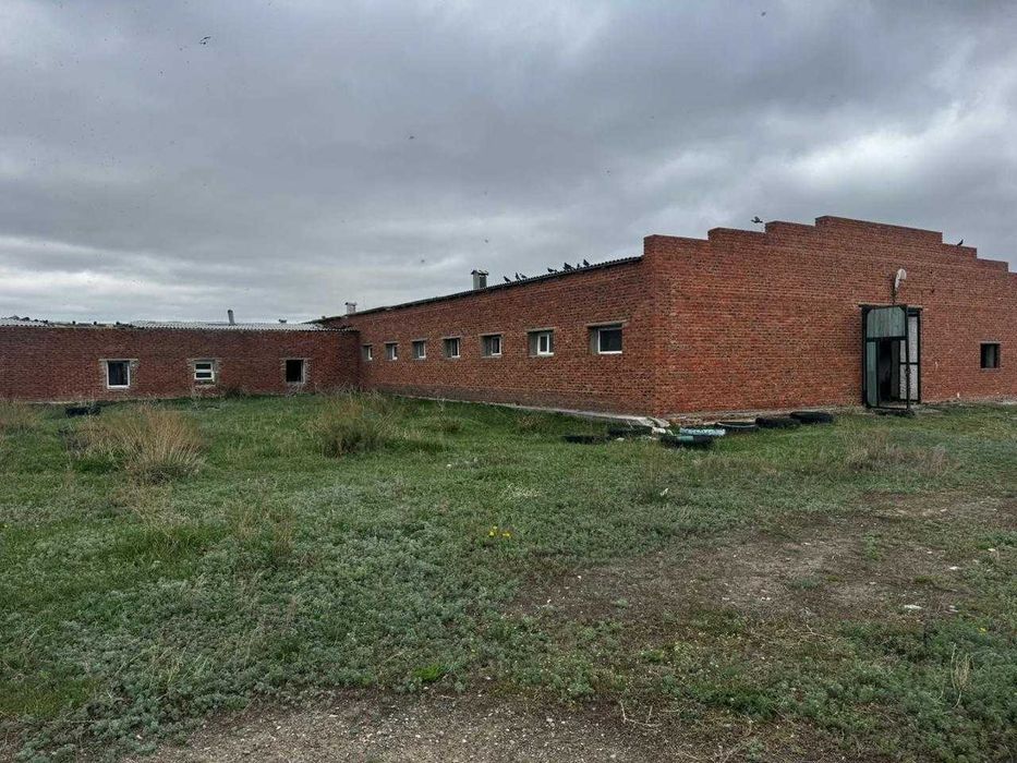 Продается участок в п Енбек, 30 км от города