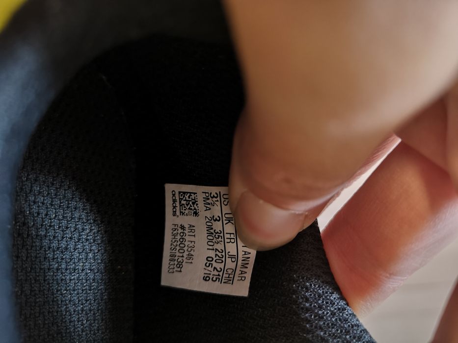 Бутонки Адидас 35,5