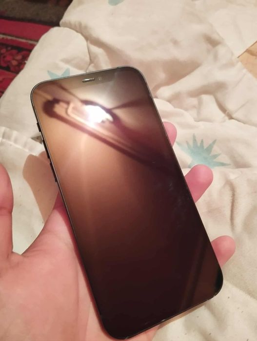 Iphone 12 vand urgent