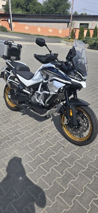 Cf moto 800 explorer