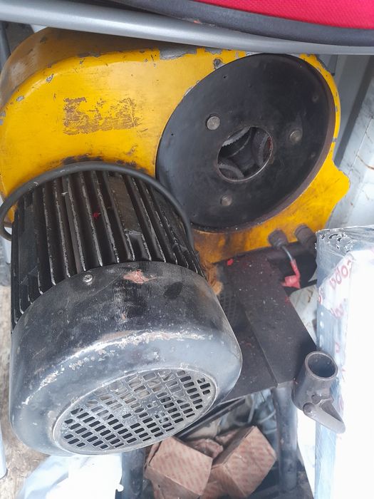 Vând strung filete rems 2 țoli.