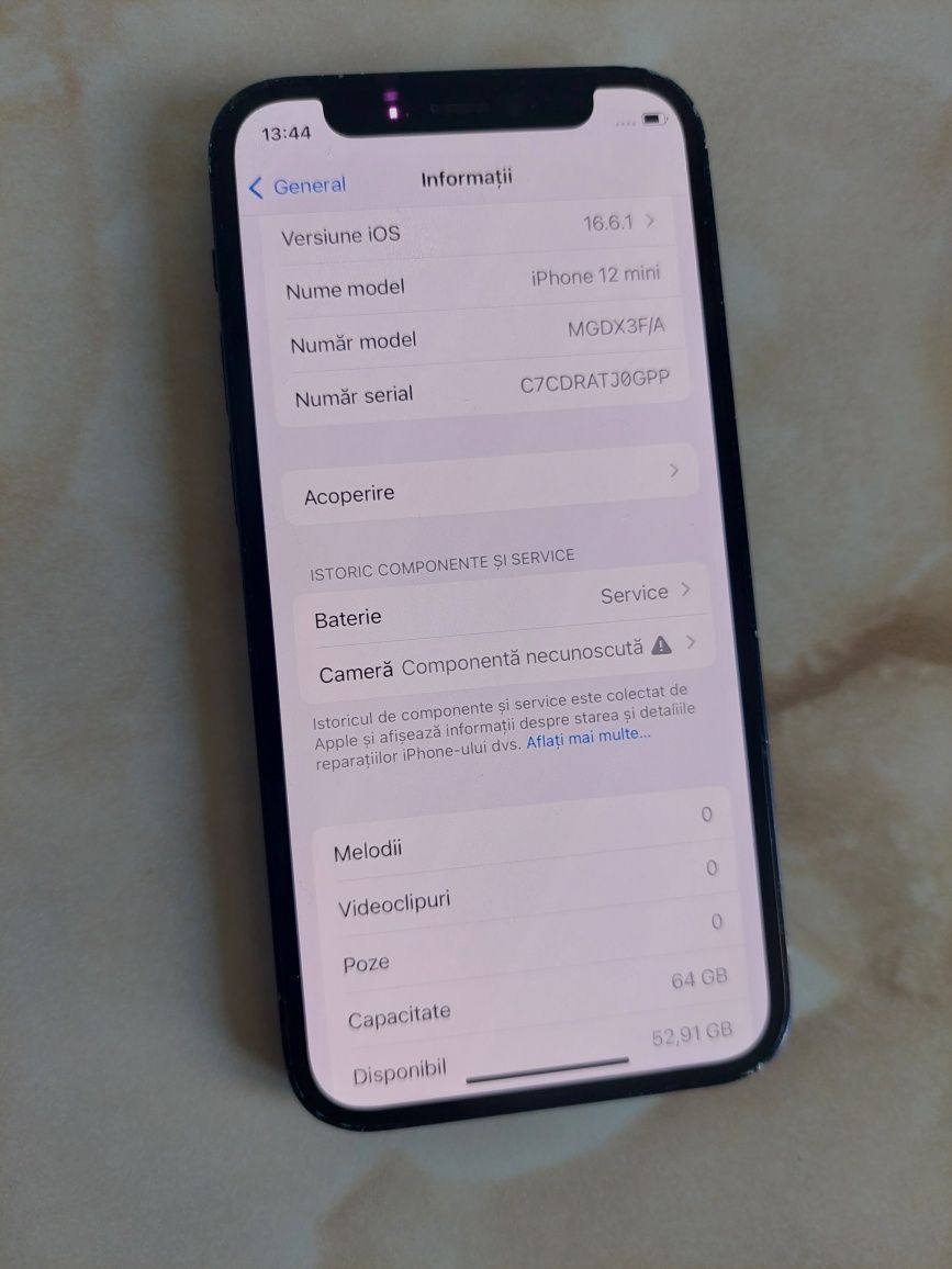 Vând Apple iPhone 12 Mini (negru) de 64Gb Neverlocked //poze reale