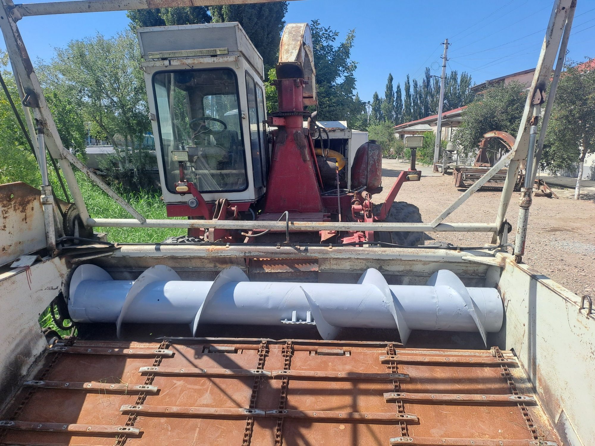 Ksk 100 A sotiladi