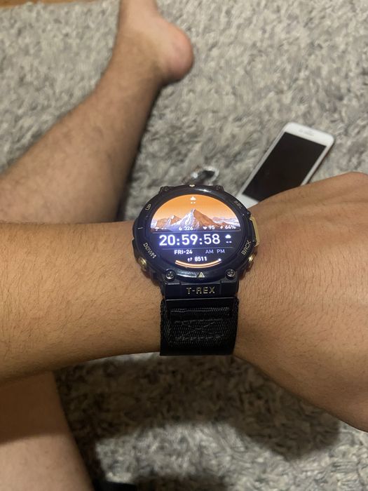 Продам часы Amaz fit T-rex