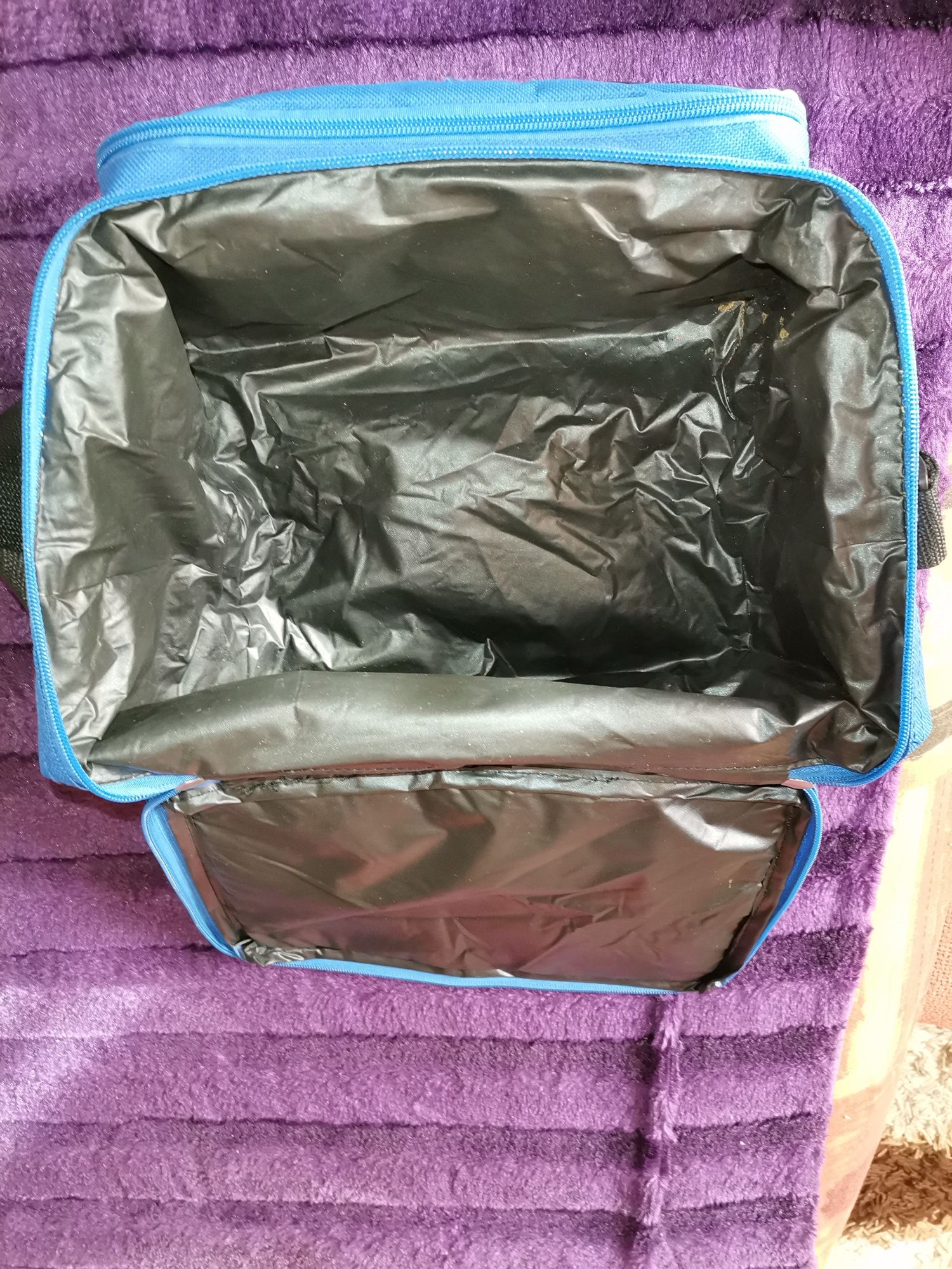 Хладилна чанта с тонлолони-Тотална гъзария