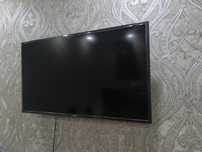 Samsung 42 tv sotiladi
