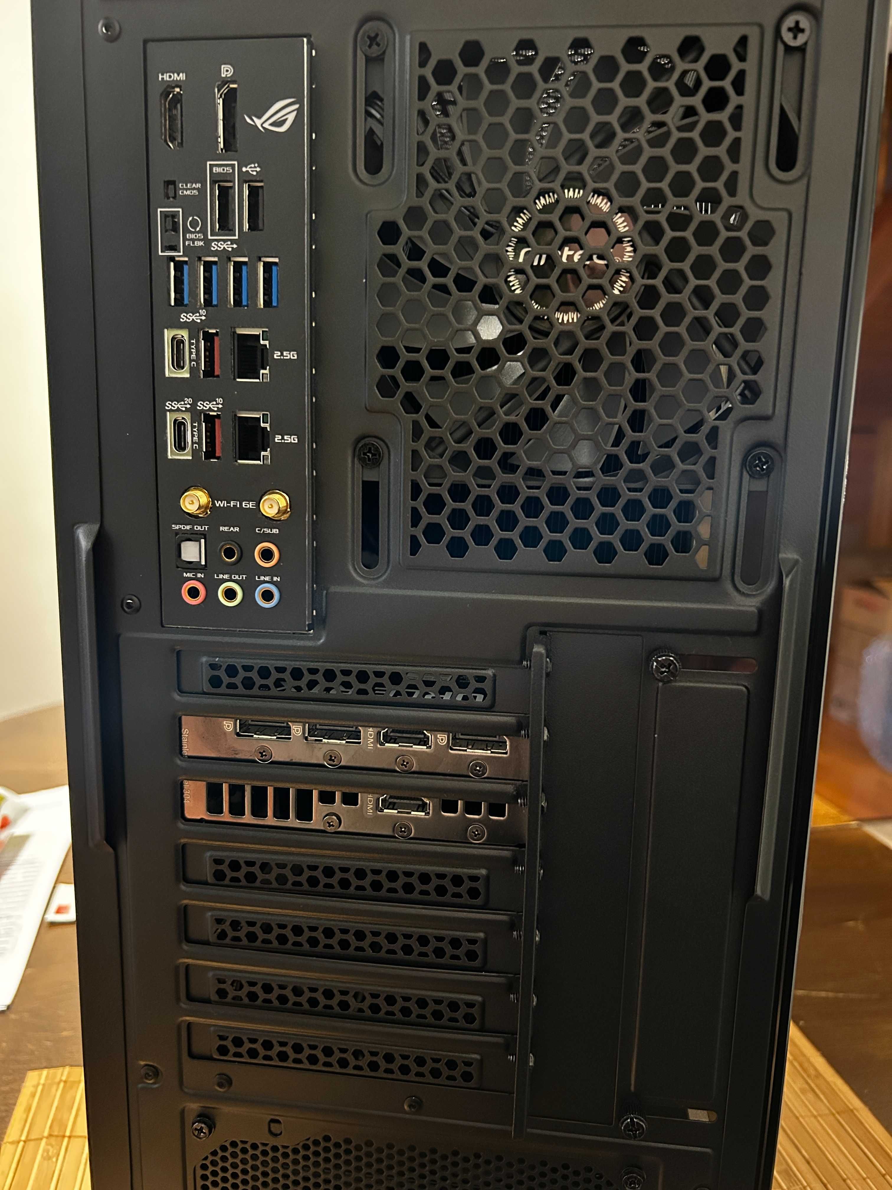 Геймърски i7 11700K/RТX 3070 OC/32gb рам/Nvme+HDD 2,5tb/Asus ROG Top