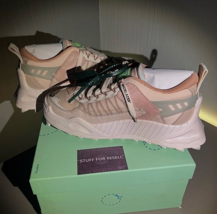 Adidasi off white odsy 1000