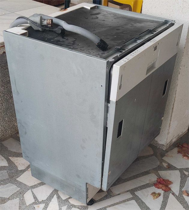 Съдомиялна за вграждане и пералня