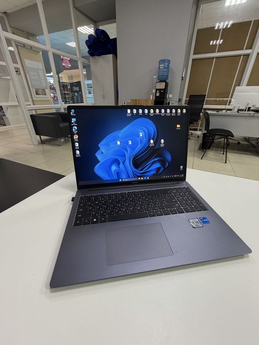 Продам Huawei Matebook D16