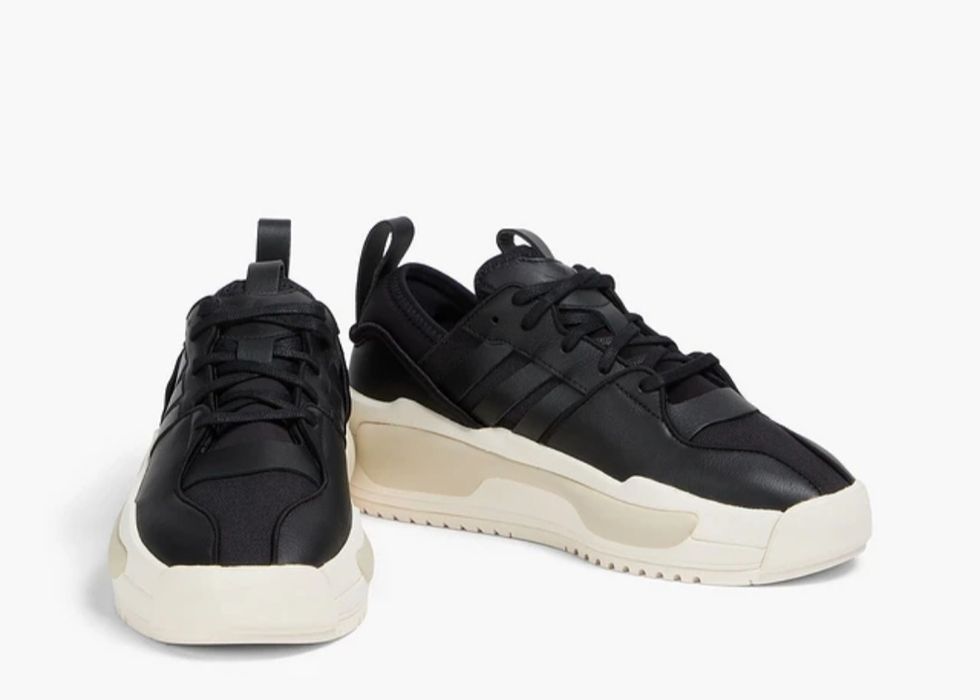 Последни номера Y-3 Yohji Yamamoto Rivalry номера 45.5 и 46