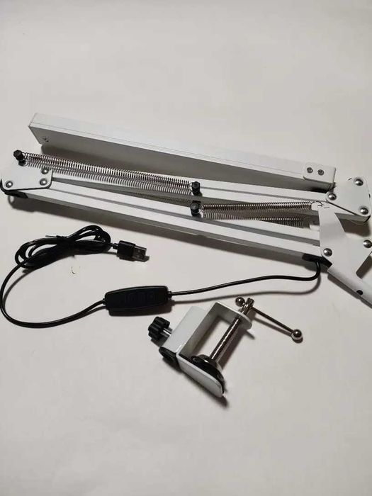 Lampa de birou cu led