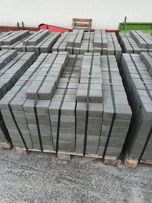 Boltari si pavele din beton