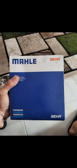 Vând grilă audi a4 b8 / difuzor bara spate.