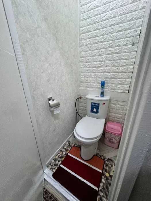 Б4  Сдаётся квартира 2/1/4 на Мирзо-Улугбеке, ор-р Карасу!