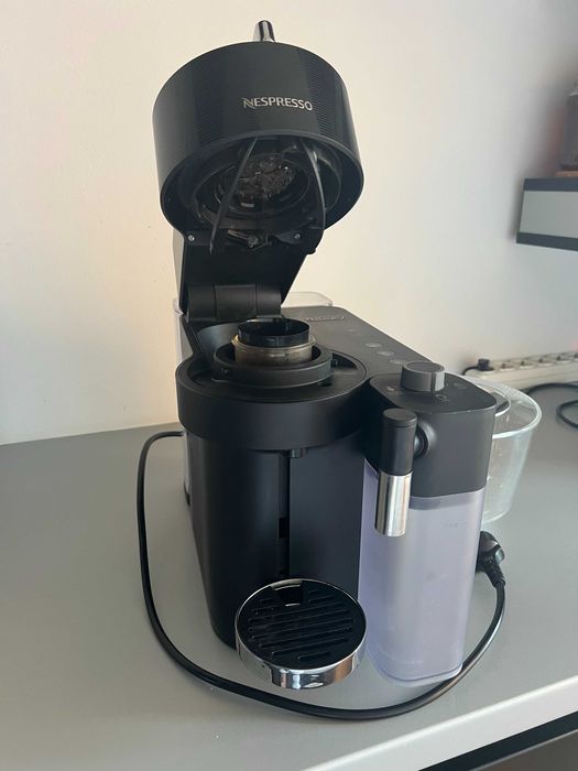 Nespresso Vertuo Lattissima