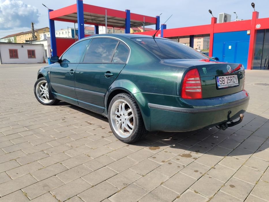 Skoda Superb 1.8T + GPL