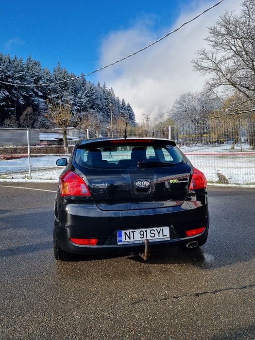 Kia Pro Cee'd 2011
