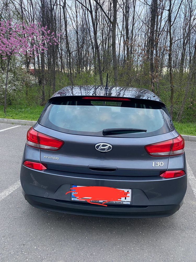 Hyundai I30 autoturism achizitionat nou de la reprezentanta