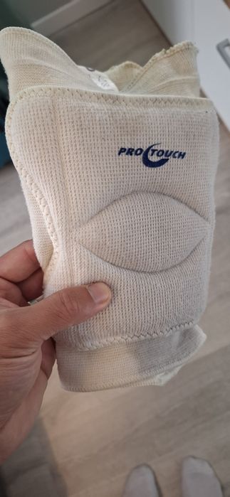 Protecții genunchi