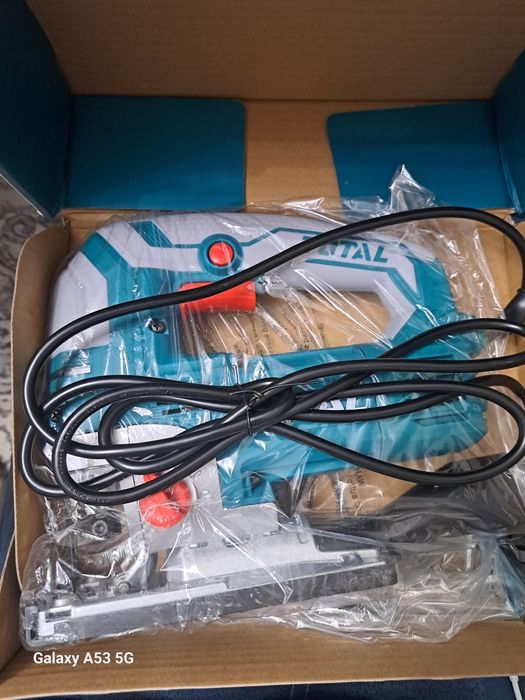 Лобзик TOTAL 800 W