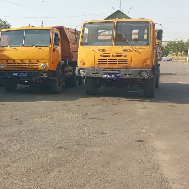 Хамма жойи ишлаб турган машина саларкада