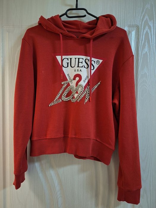 Червено горнище Guess