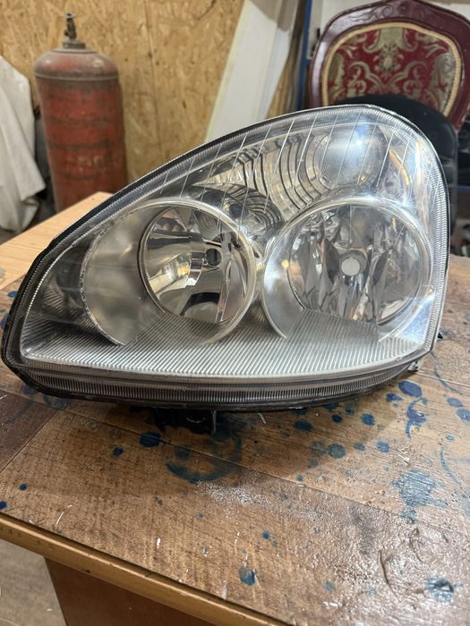 Фара приора 1 левая оригинал бош