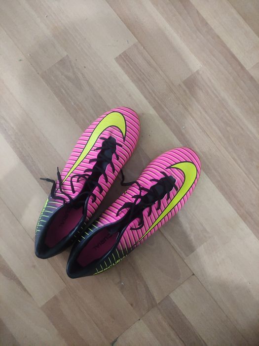 Футзалки найк меркуриал Nike mercurial