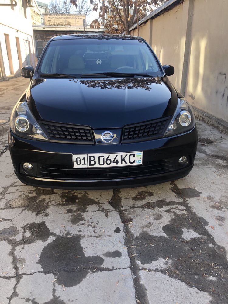 Продается Nissan TIDA