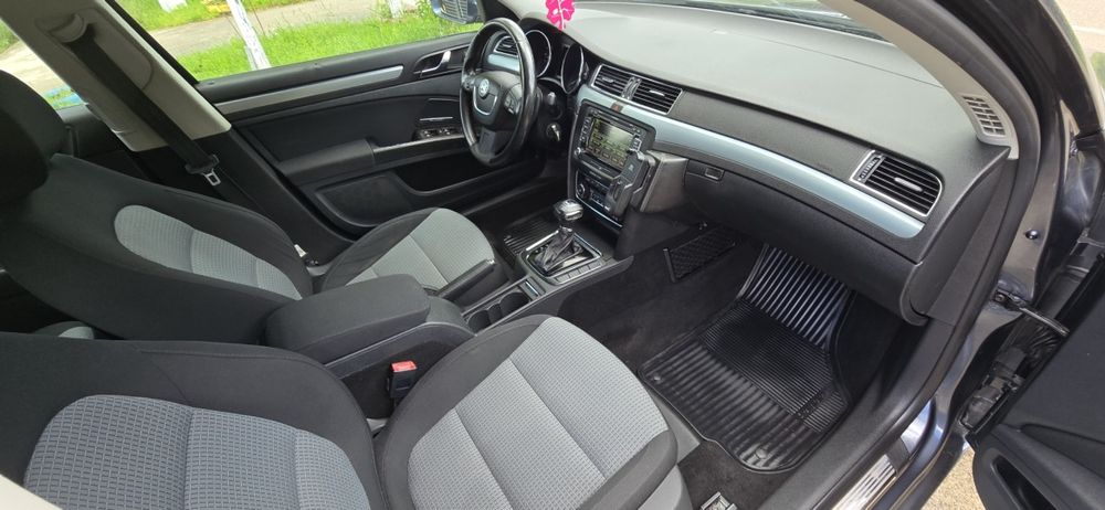 Skoda Superb/ Limousine/2.0tdi 140cp / Automata/Navi /xenon/climatonic
