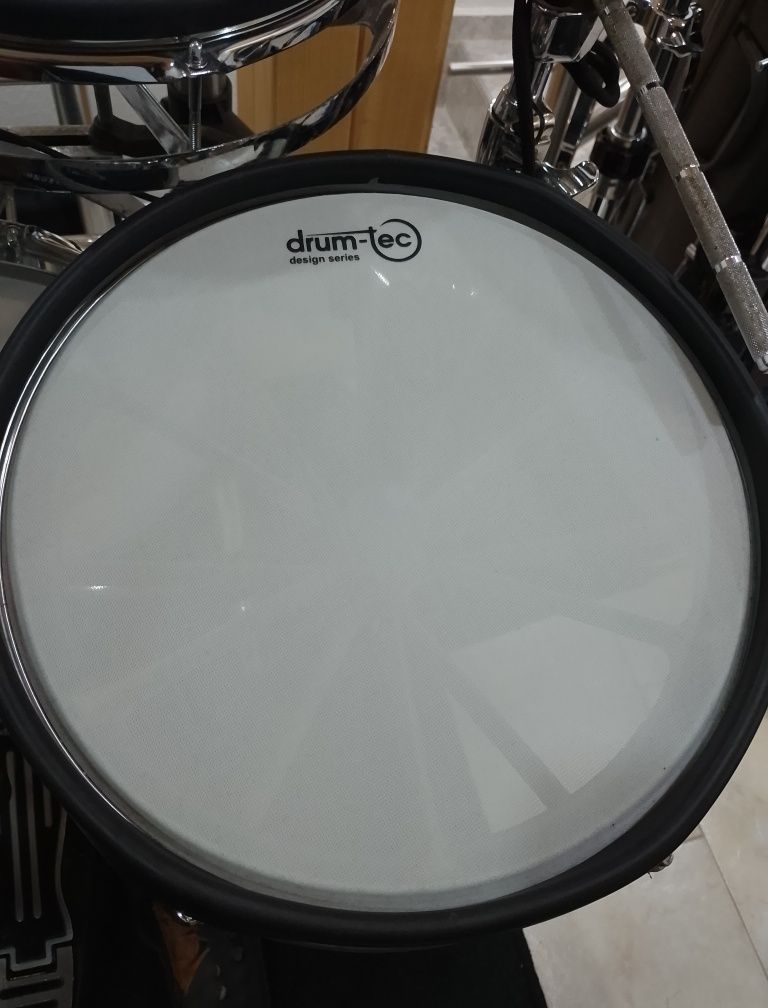 Продавам Рототом 12"с тригер на DRUM TEC