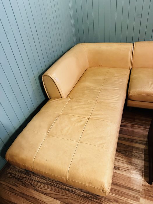 Кожена мека мебел