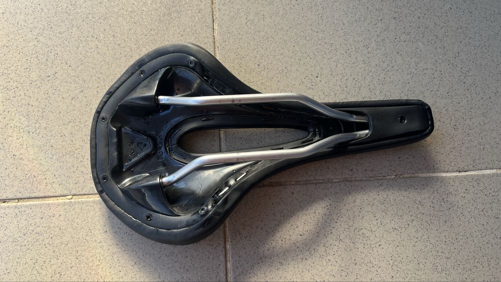 седалка CUBE RFR MTB sport cutout 155mm